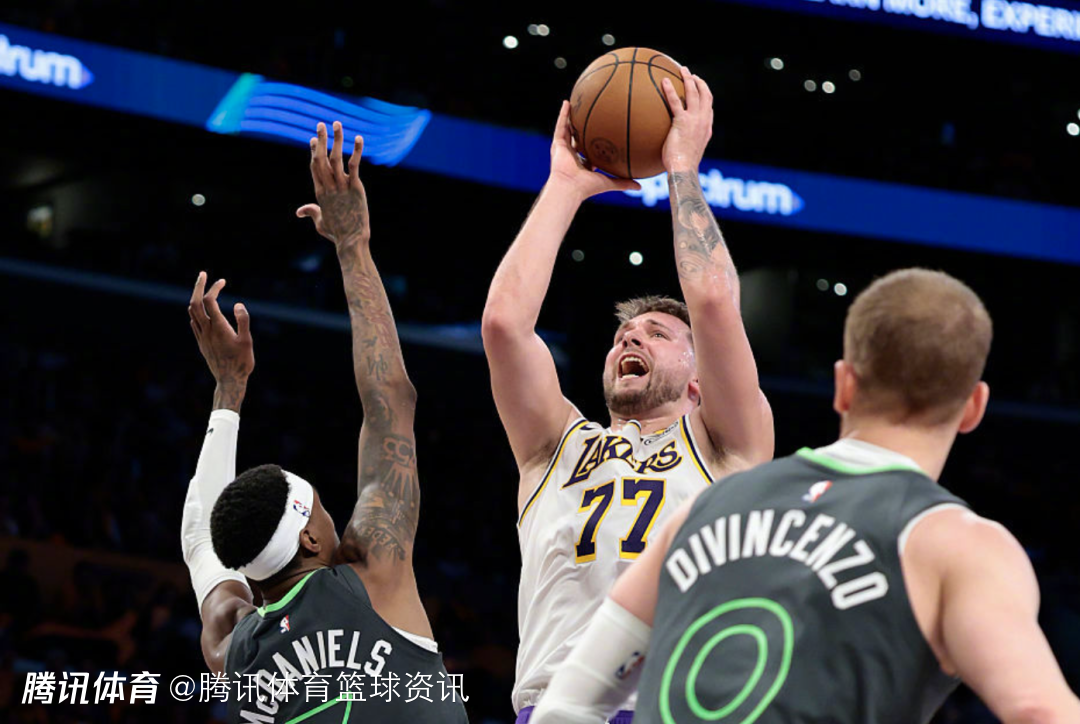 关于刚刚！东契奇连续五场比赛得分超过状态火爆哈登在塞尔维亚队比赛中伤愈复出，华盛顿奇才赛后更衣室发声的信息